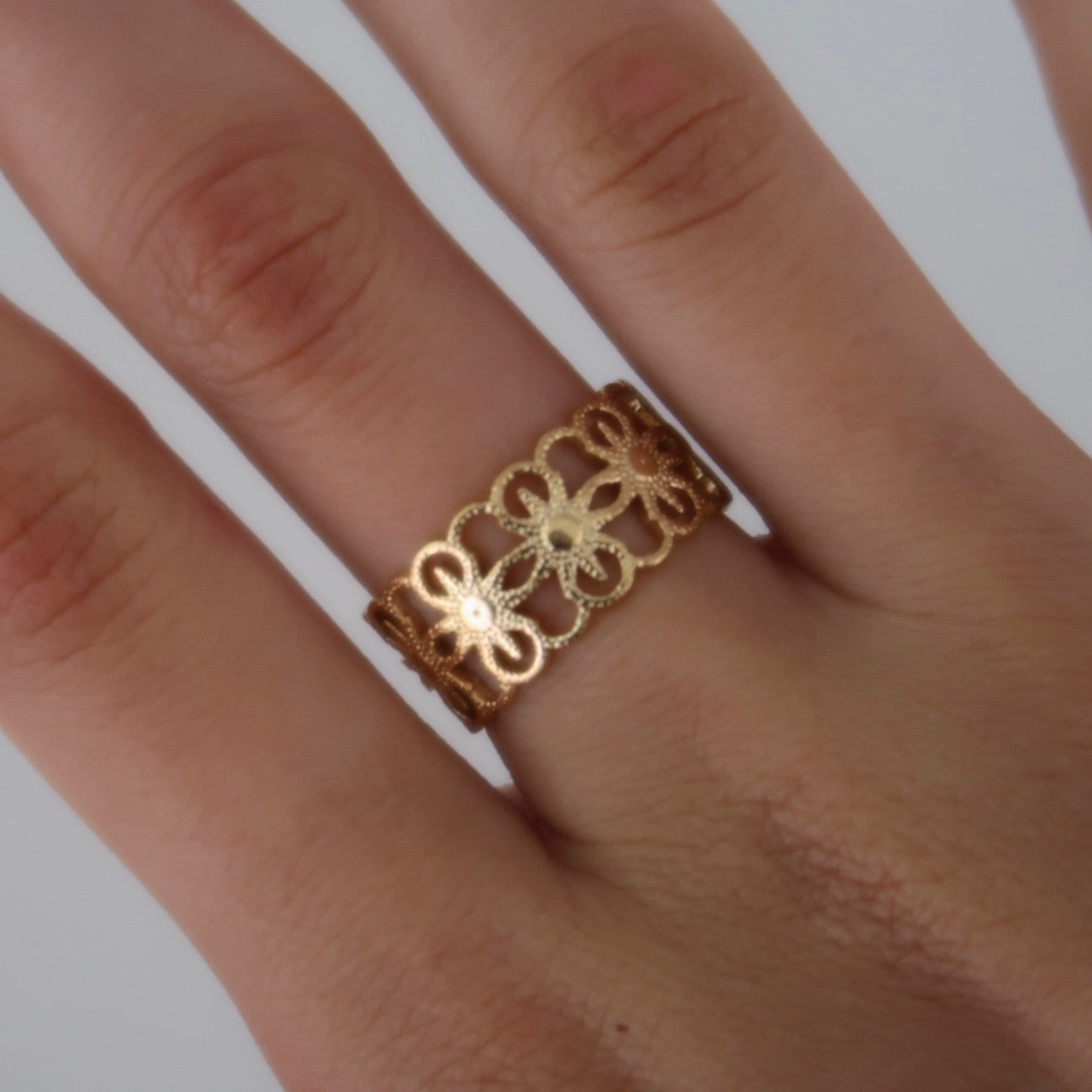 Mary Meadow Ring