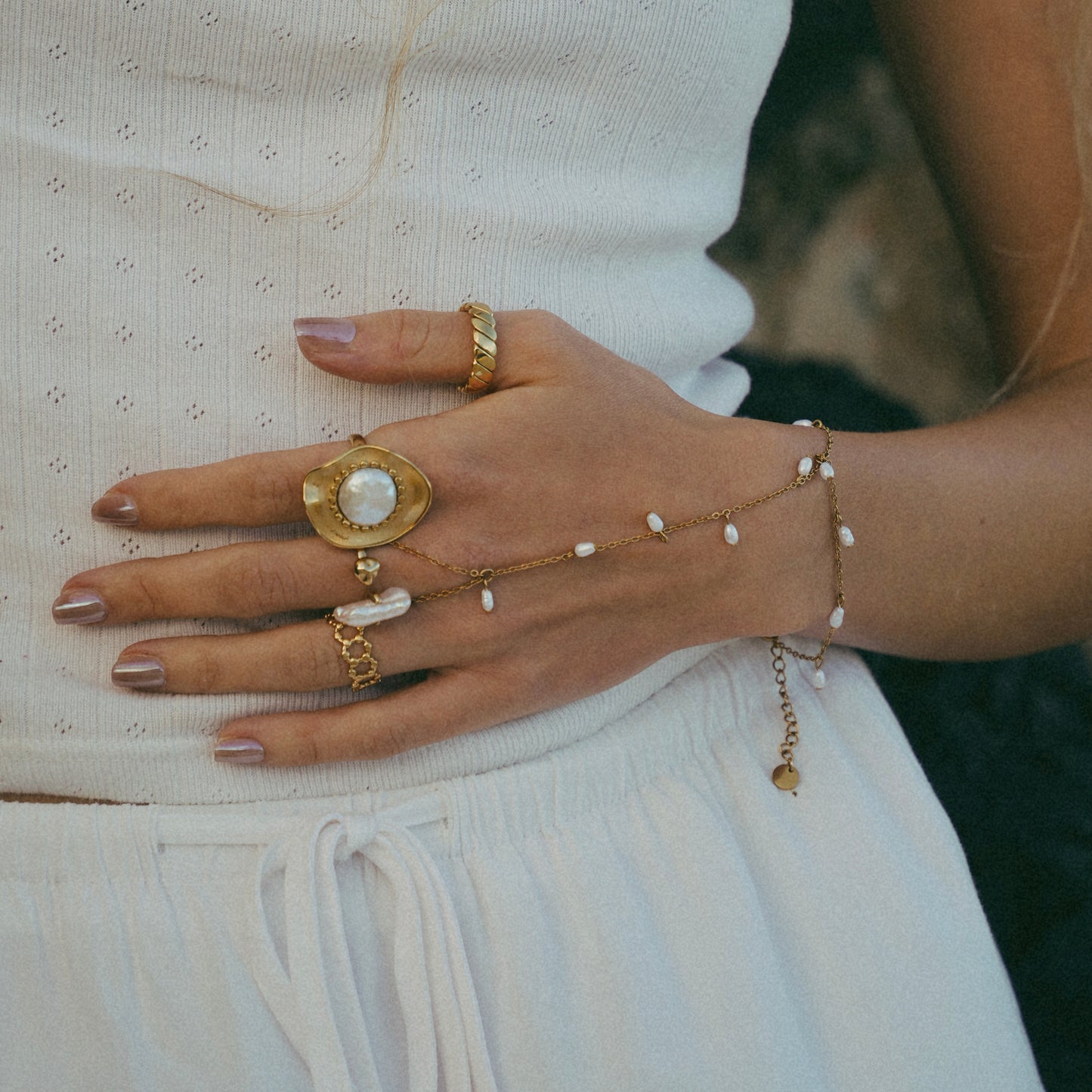 Gold Plain Jane Handchain